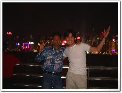 041111hk06.jpg