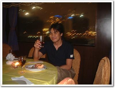 041111hk14.jpg